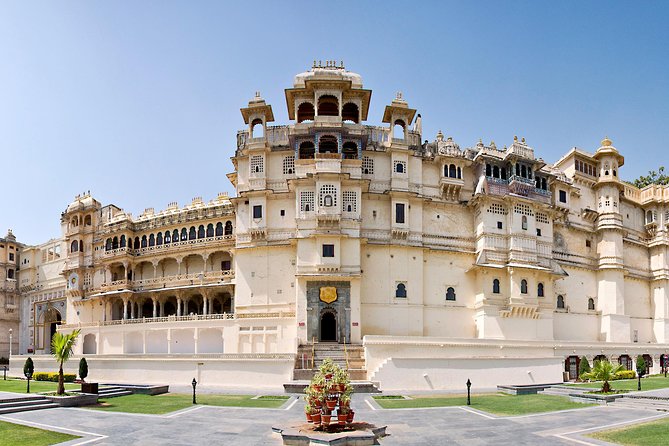 Enchanting Monsoon Palace in Udaipur